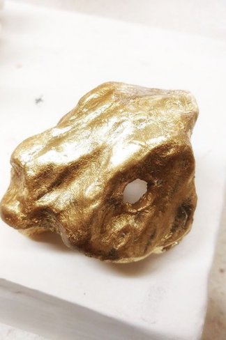 A Gold Skull